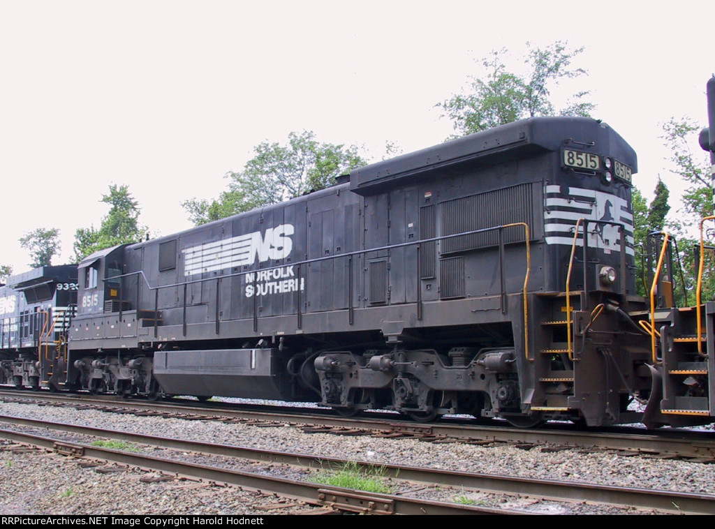 NS 8515